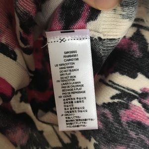 Forever 21 Sweaters - T W E N T Y O N E Cropped Cardigan Forever 21 Sweaters - T W E N T Y O N E Cropped Cardigan